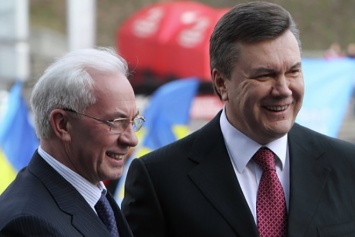 Украино-российский конфликт из-за Холокоста, ЕС реабилитирует Азарова и сына Януковича, скандал из-за фильма на русском в маршрутке