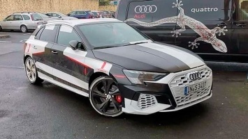 Новый Audi S3 заметили в минимальной маскировке