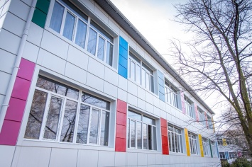 Областная администрация ремонтирует опорную школу в Чаплино