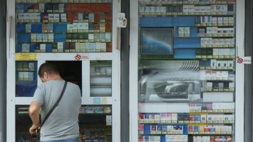 Все пачки сигарет в Украине хотят сделать одинаковыми: подробности законопроекта