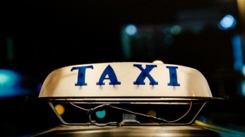 Плати или раздевайся: в Днепре таксисты жестоко поиздевались над пьяным парнем (ВИДЕО)