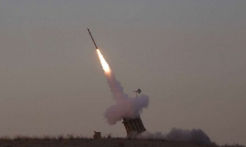 В на севере Ирака пять ракет "Катюша" ударили по военной базе "Аль-Кайяра" с контингентом США