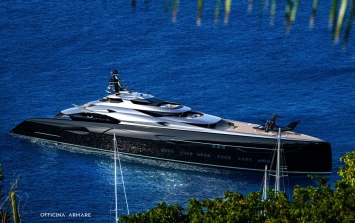 Корабль для миллиардера: итальянская студия показала яхту с кинотеатром, террасой и подлодкой. ФОТО