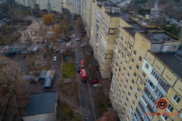 В Днепре на Победе горел подъезд