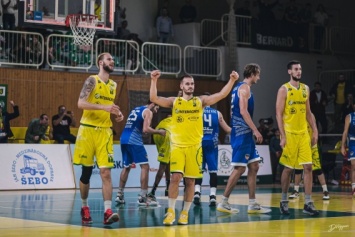 Экс-игроки МБК «Николаев» в чемпионате Словакии на разных полюсах баскетбольной таблицы