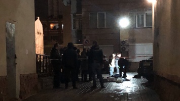 В Киеве застрелили пластического хирурга Сотника: момент убийства попал на видео
