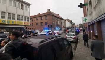 В Бельгии полиция обезвредила мужчину, напавшего с ножом на прохожих