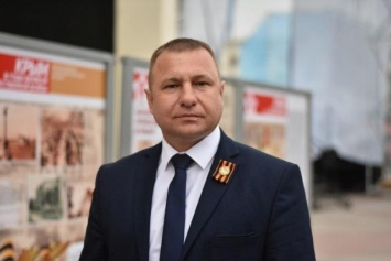 Сергей Зырянов покидает пост министра внутренней политики, информации и связи Крыма