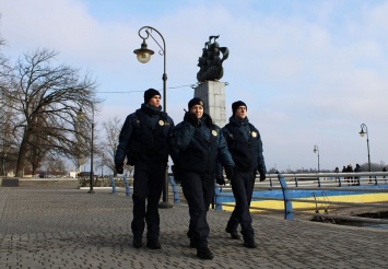 Нацгвардейцы уже полгода помогают патрулировать Херсон