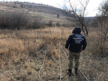 Пограничники Белгород-Днестровского отряда выкопали спиртопровод из ПМР
