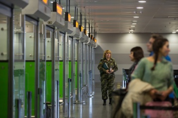 В аэропорту «Борисполь» у пассажира изъяли запчасти от «Аннушки»
