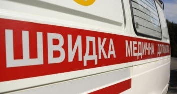 В Мариуполе бригада «скорой помощи» застряла в лифте вместе с пациентом