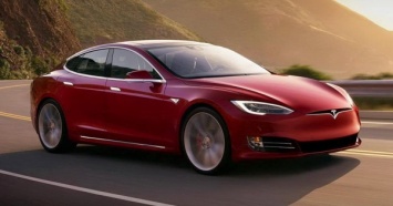 Tesla отключила автопилот у подержанного электрокара