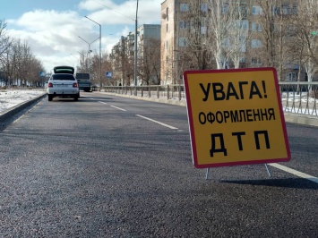 Пьяный водитель на "зебре" влетел в коляску с младенцем: жуткое видео