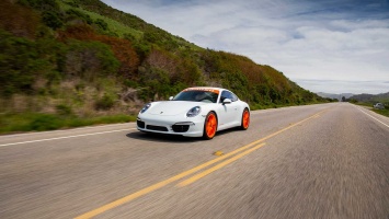 Электромотор сделал Porsche 911 на 150 л. с. мощнее и вседорожнее (ФОТО)