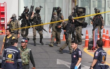 В Таиланде ликвидировали военного, который устроил стрельбу