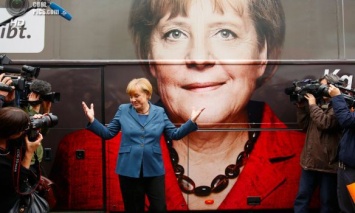 Скандал в немецкой Тюрингии из-за ультраправой "АдГ": Меркель уволила своего чиновника, а коалиция требует перевыборов