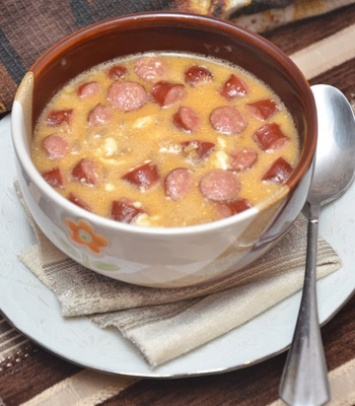 Рецепт дня: баварский пивной суп с сыром