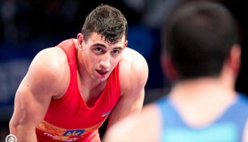 Украинец Новиков вышел в финал чемпионата Европы по греко-римской борьбе