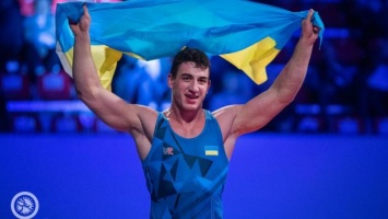 Пока Беленюк в Раде: Украинский конкурент нардепа победил россиянина в полуфинале ЧЕ