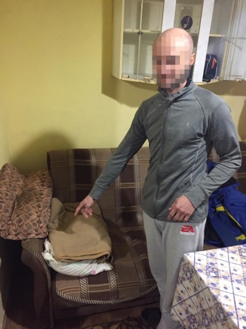 Похитителя двух пледов задержали по горячим следам в Крыму