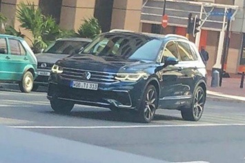 Volkswagen Tiguan опять поймали без камуфляжа
