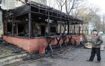 В Одессе сгорело кафе, владельцы подозревают поджог