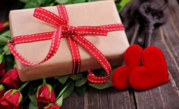«Лучше бы ничего не дарил»: ТОП-19 странных подарков на День влюбленных
