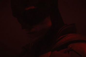 Опубликованы кадры с Робертом Паттинсоном в образе Бэтмена