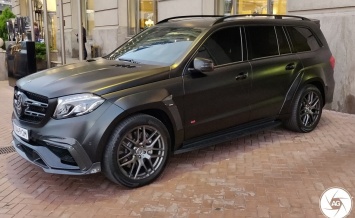 В Украине появился сверхмощный Mercedes GLS Brabus
