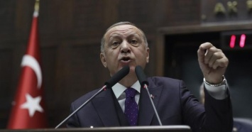 Эрдоган обвинил РФ в управлении конфликтом в Ливии