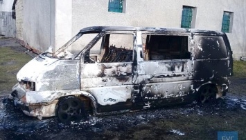 На Волыни сгорел автомобиль священника ПЦУ - подозревают поджог