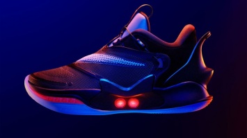 Nike создала кроссовки с автоматической шнуровкой через Bluetooth