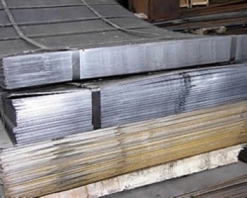 JFE Steel сократит производство толстого листа
