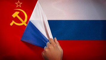 В Конституционном суде России объявили СССР "незаконным государством"