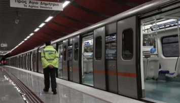 Афины парализовала 24-часовая забастовка работников общественного транспорта