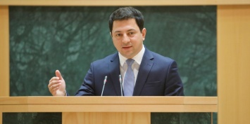 Спикер парламента Грузии выступил с речью о "российской оккупации" под гимн СССР