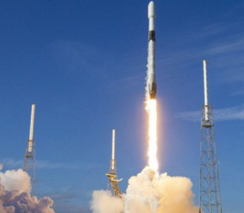 SpaceX отработала новую технологию выведения спутников Starlink на орбиту