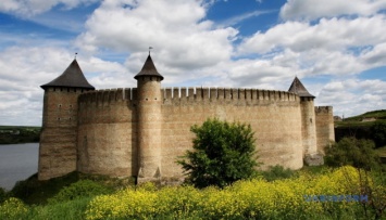 На противоаварийные работы в Хотинской крепости выделили 8,5 миллиона гривень