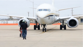 Неужели началось: самолет военных сил США приземлился в Одессе