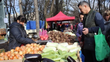 Аграрии 29 февраля реализуют 180 тонн продукции на расширенной ярмарке в Симферополе, - Рюмшин