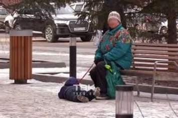 Российская бабушка зверски поиздевалась над внуком (видео)