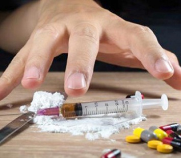 В интернете продают опасный наркотик, который убивает с первой дозы