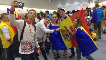 Молдова признала - молодежь массово уезжает в страны ЕС