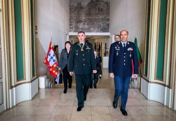 Командующий НГУ получил высшую награду Национальной Республиканской гвардии Португалии