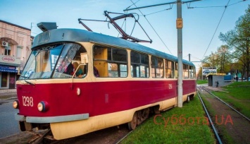 В Запорожье украли трамвайную троллею