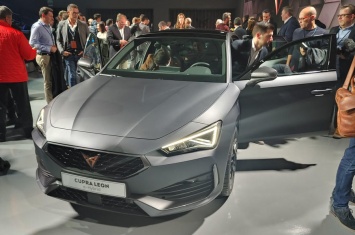 Cupra Leon: живые фото и подробности самого быстрого Seat в истории