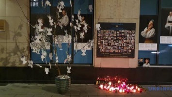 В Варшаве почтили память Героев Небесной сотни