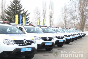 Харьковские полицейские получили новые Renault (фото)