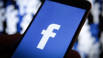 Facebook будет предлагать вознаграждение за отправку голосовых сообщений пользователей